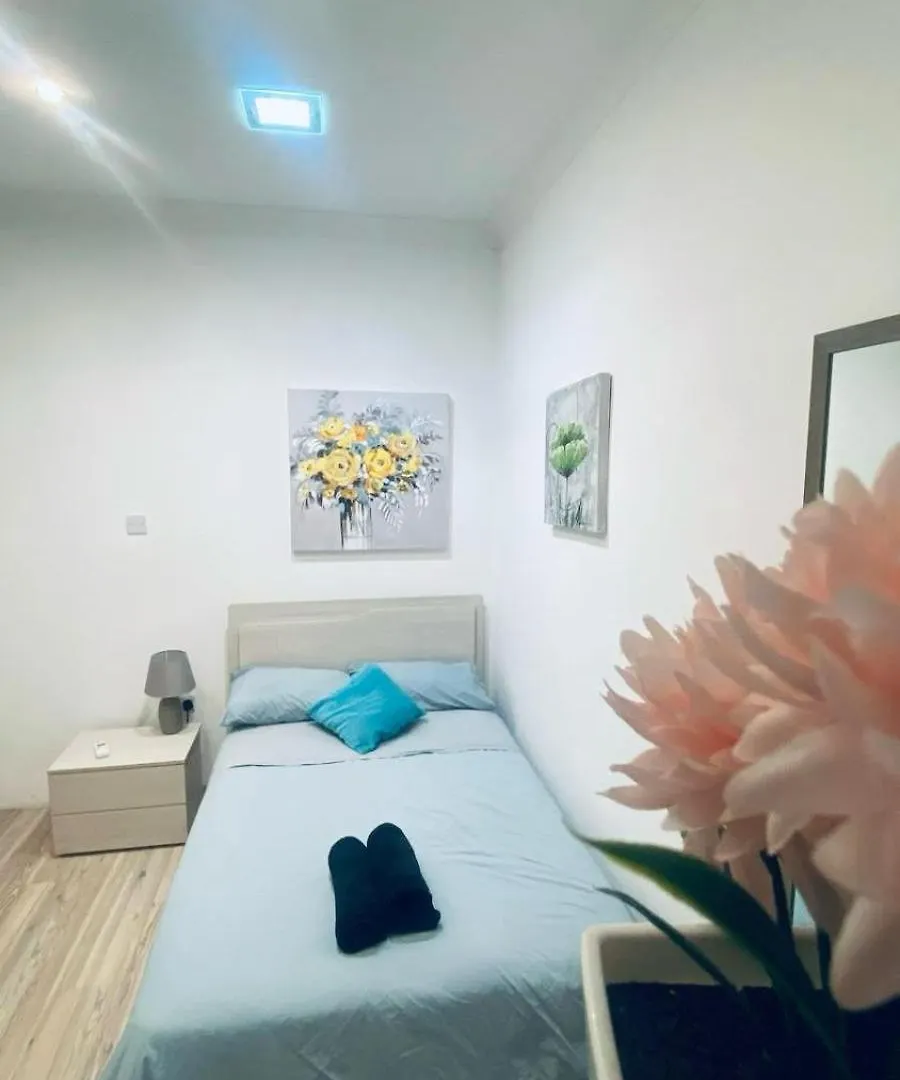Cozy Apartment With 2 Bedroom In A Central Location Saint Julian's